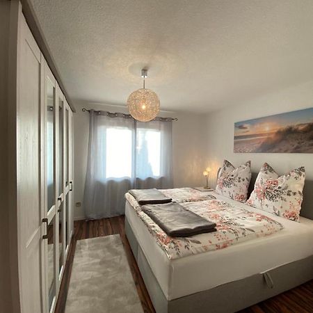 Elviras Apartment Singen Chambre photo