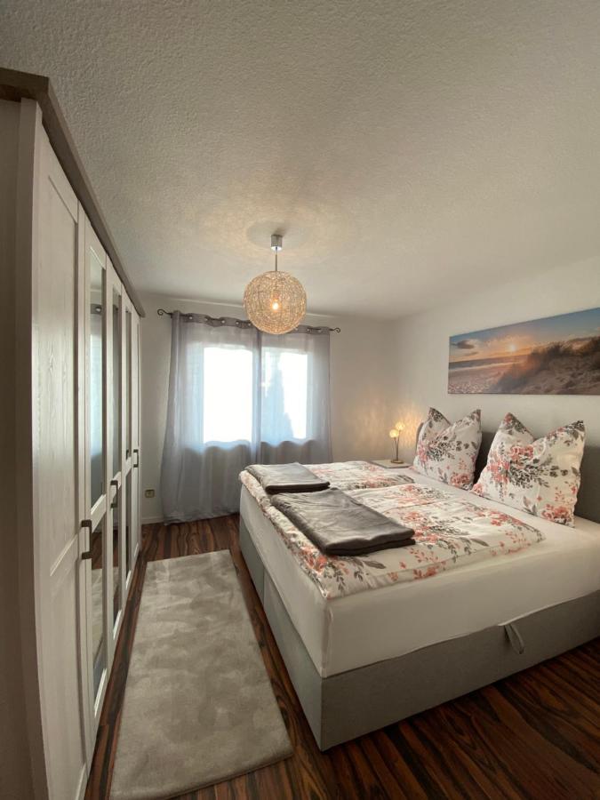 Elviras Apartment Singen Chambre photo