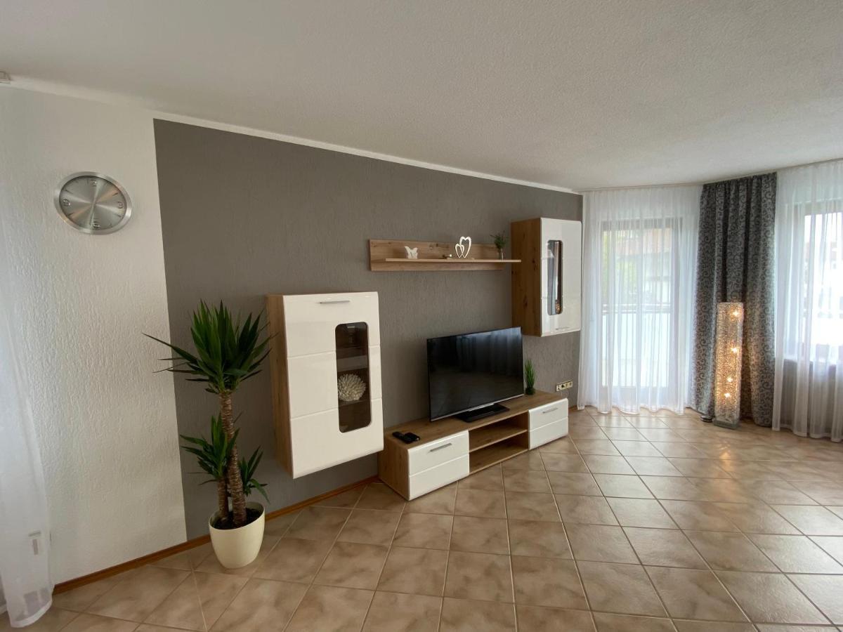 Elviras Apartment Singen Chambre photo