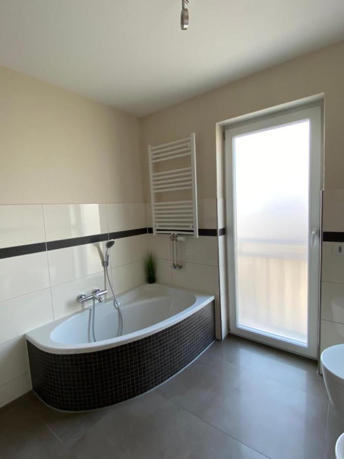 Elviras Apartment Singen Chambre photo
